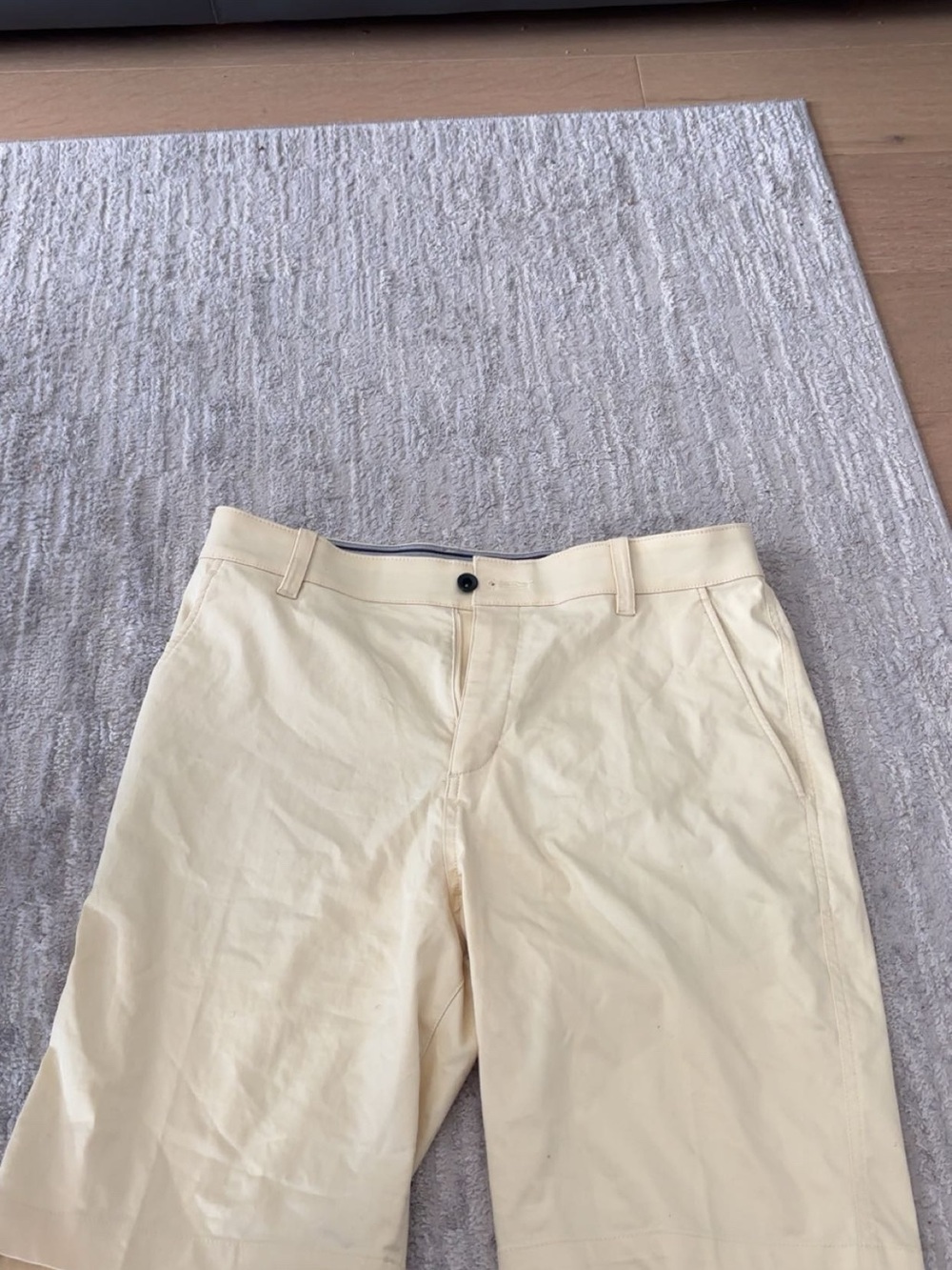 Nike Men's Creamy yellow Chino Shorts
